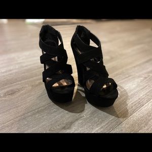 Madden Girl Wedges